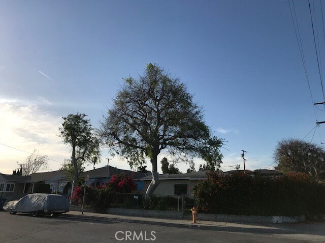 Foto del edificio - 9157 Bentel Ave