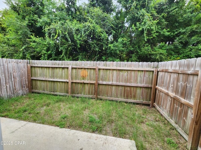 Building Photo - 9024 Banyan Beach Dr