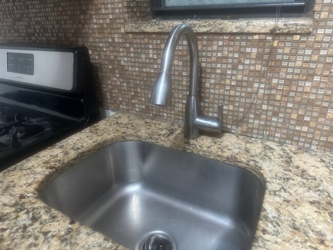 Foto del edificio - 529 54th St