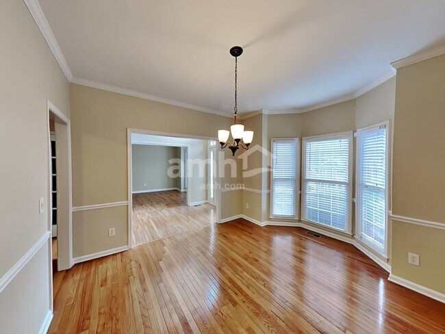 Foto del edificio - 1813 Cobblewood Trl NW