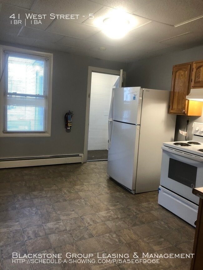 Building Photo - 41 West St