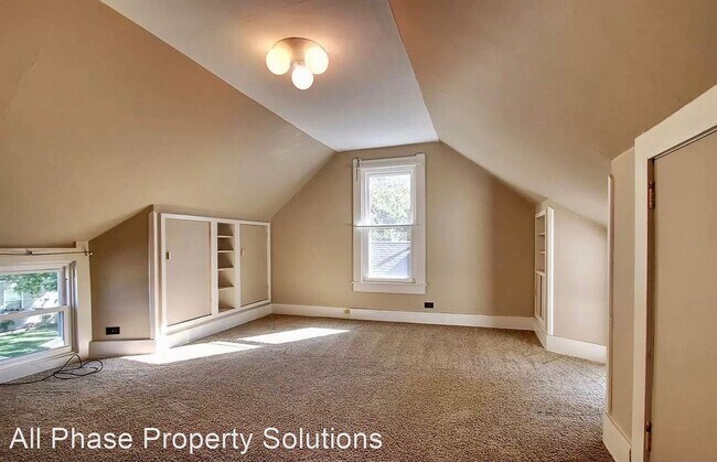 Foto del edificio - 4 br, 1 bath House - 1527 Ohio St.