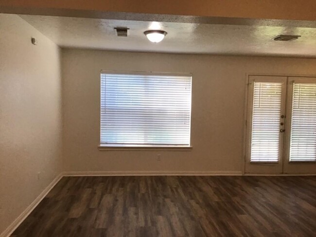 Building Photo - 3522 Crossfell Rd
