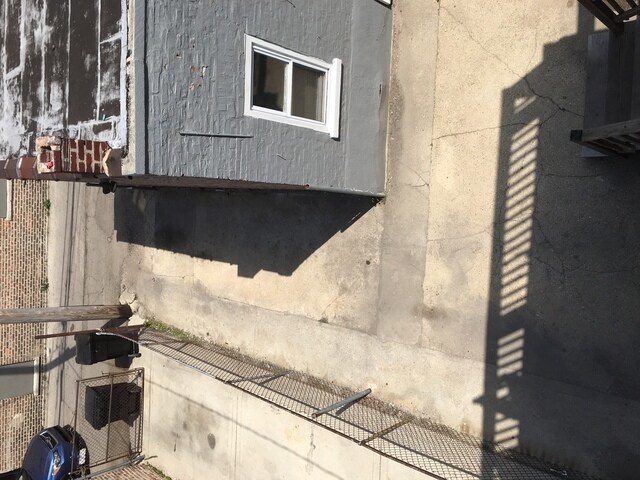 Building Photo - 4741 N Albany Ave