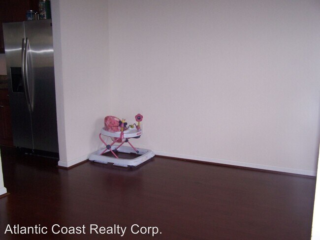 Foto del edificio - 4 br, 2 bath House - 118 Keeper St.