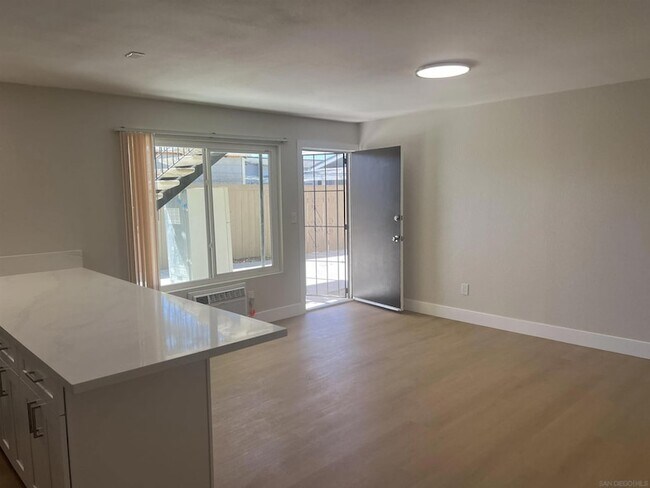 Foto del edificio - 4181 Van Dyke Ave