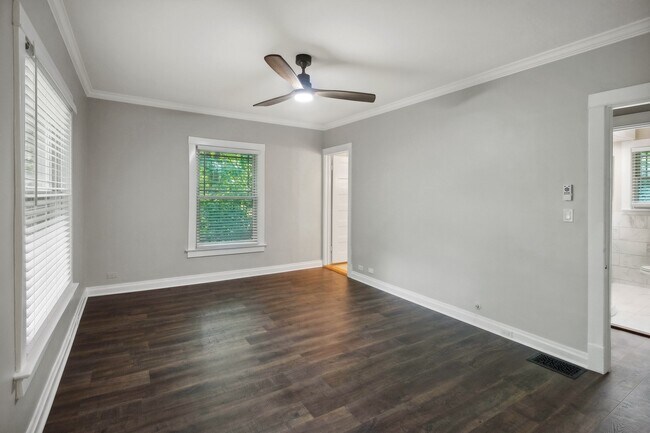 Foto del edificio - 2078 Linden Ave