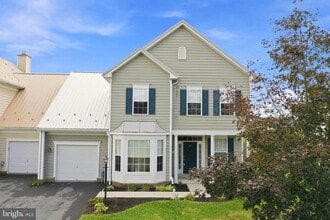 Building Photo - 3652 Rolling Hills Dr