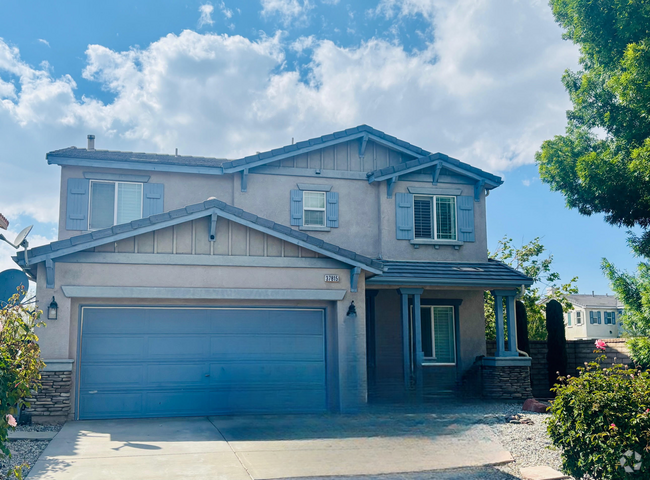 Building Photo - 37815 Banyan Pl