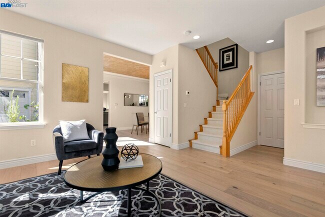Building Photo - 213 Abigail Cir