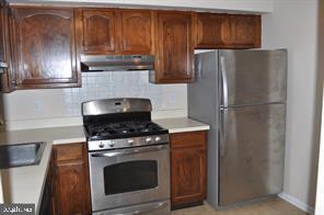 Building Photo - 106 Lassen Ct