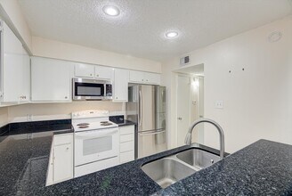 Building Photo - 2611 Grants Lake Blvd