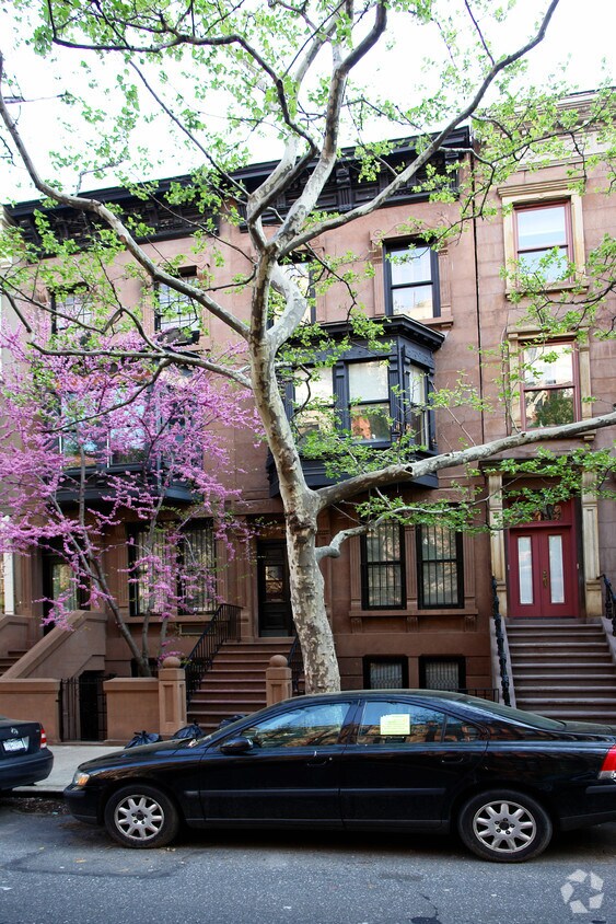 Foto del edificio - 115 W 87th St