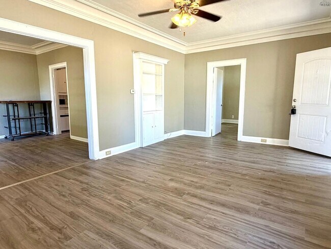 Foto del edificio - 2213 Bridwell St