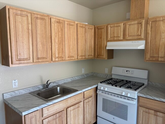 Cocina - 1243 Hawaii Pl