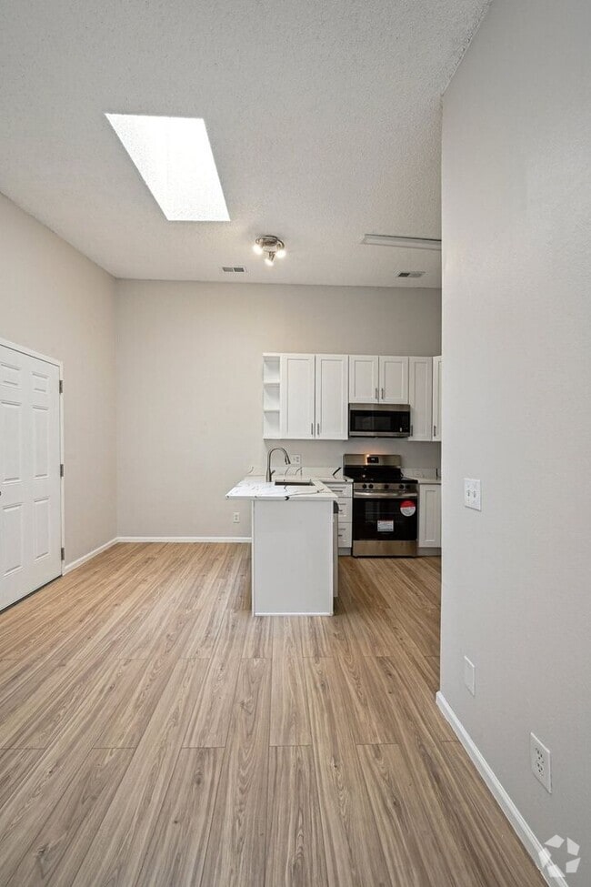 Building Photo - 919 S Dawson Way