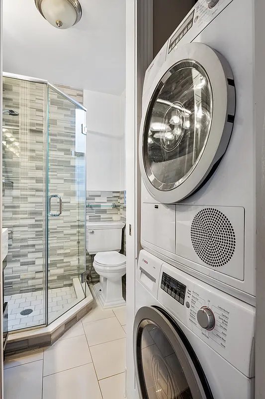 Building Photo - 134 Orchard St