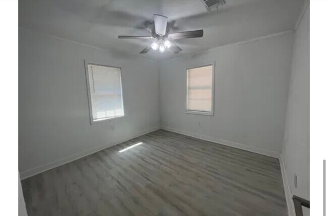 Building Photo - 1764 Aline Ave