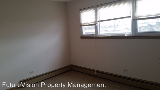 Building Photo - 528 N Ardmore Ave