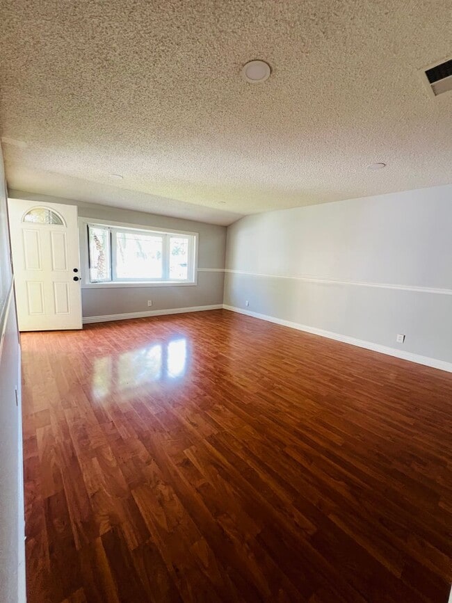Building Photo - Spacious home in West San Jose