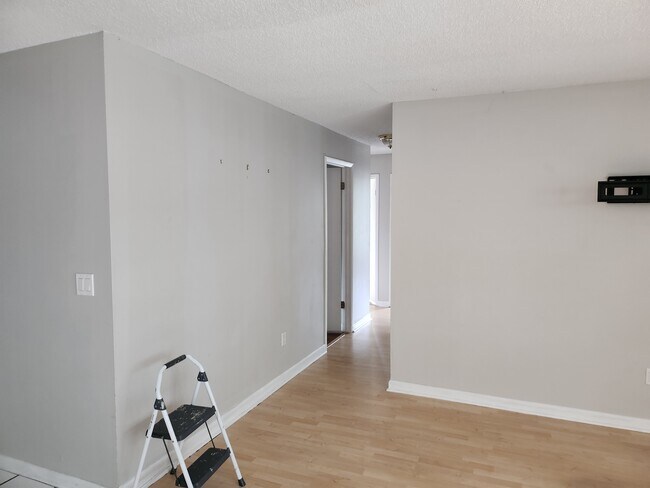 Foto del edificio - 107 Wheatland Ct