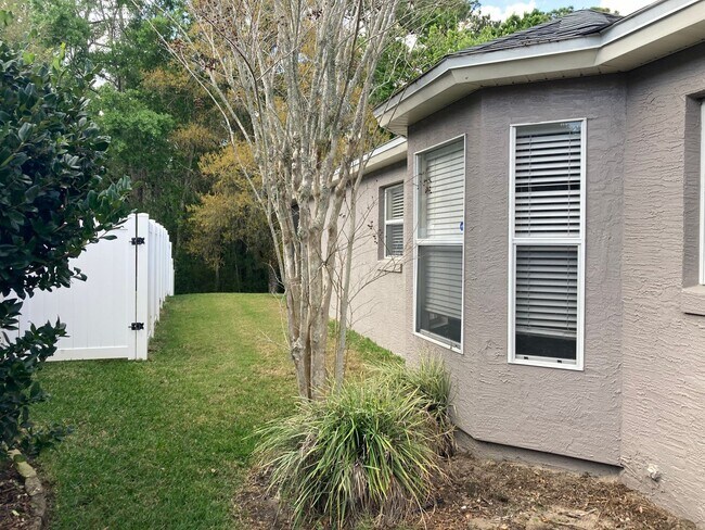 Building Photo - Charming 3BD/2BA - Cheshire Woods
