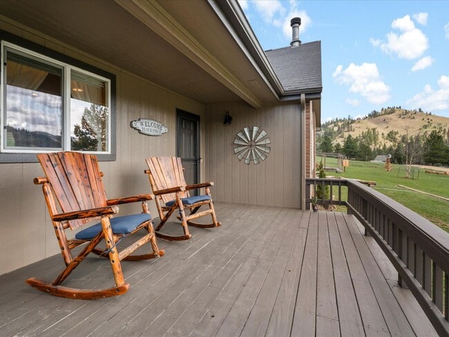 Foto del edificio - Spacious Single-Level Home in Wilderness Ranch