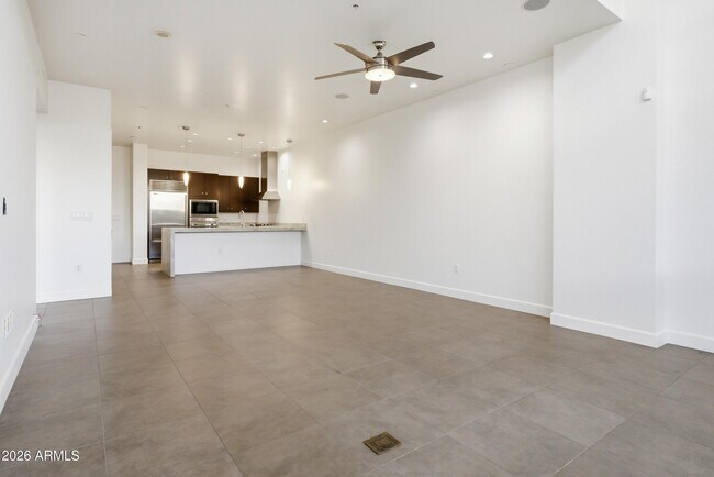 Foto del edificio - 15215 N Kierland Blvd