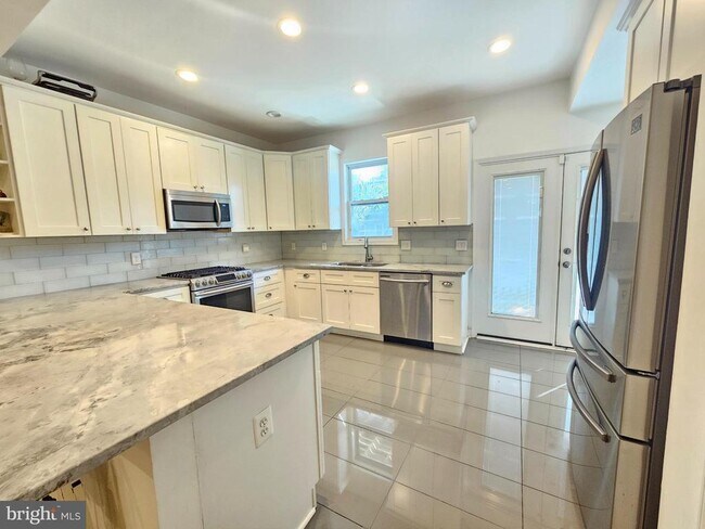 Foto del edificio - 1311 S St SE