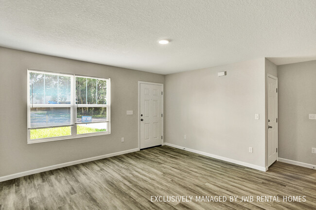 Building Photo - 3922 Autumn Ln