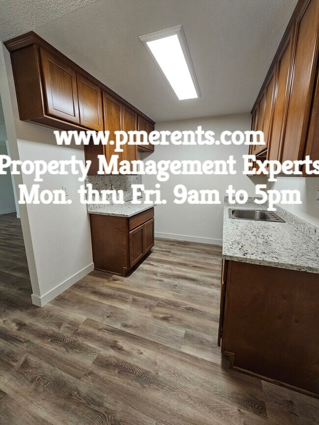 Foto del edificio - 3907 N Ryde Ave