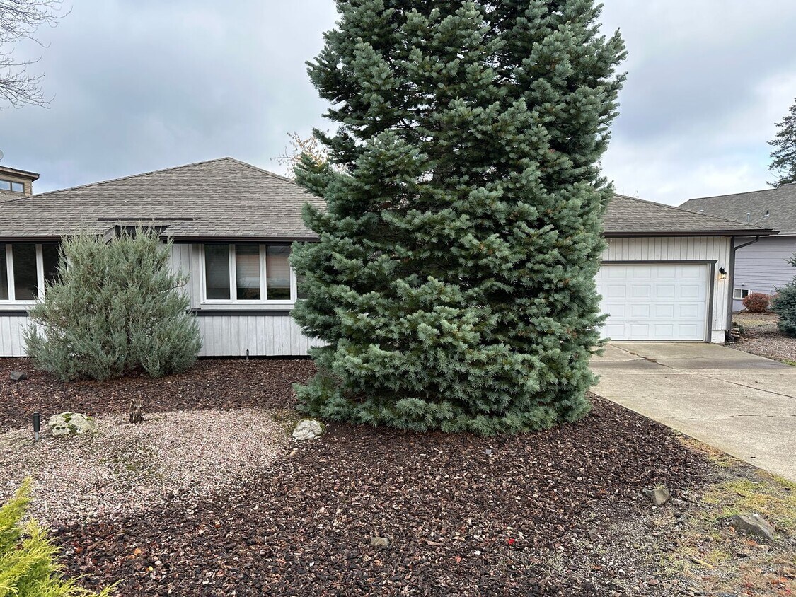 1529 E Loch Haven Dr, Hayden, ID 83835 House Rental in Hayden, ID