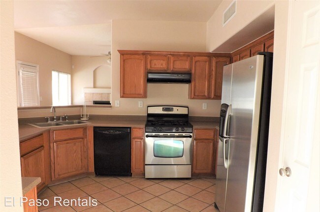 Building Photo - 3 br, 2.5 bath House - 7104 Century Plant