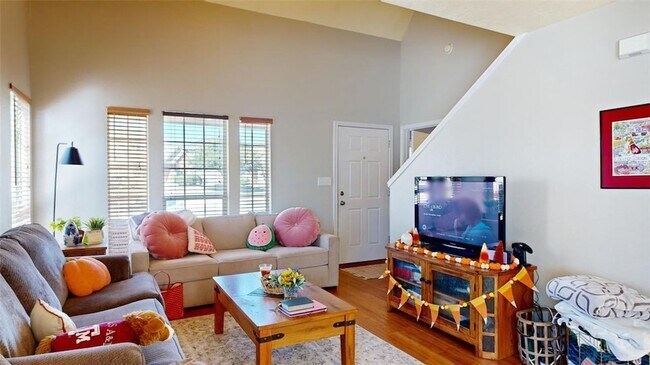 Foto del edificio - 502 Nelson Ln