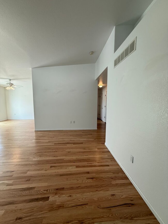 Foto del edificio - Charming 2 Bed, 2 Bath Home for Rent in We...