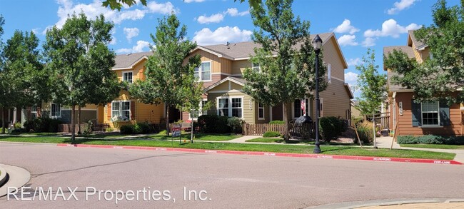 Building Photo - 3 br, 2.5 bath House - 1430 Gold Hill Mesa Dr