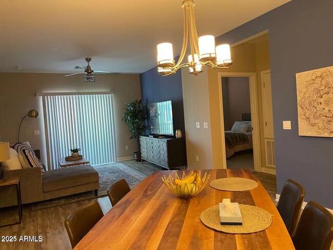 Foto del edificio - 2511 W Queen Creek Rd