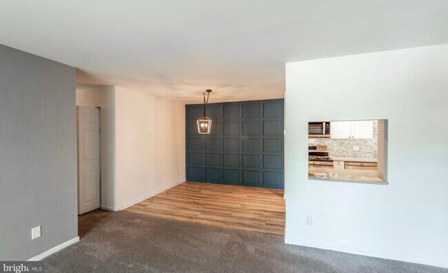 Foto del edificio - 232 Old Forge Xing