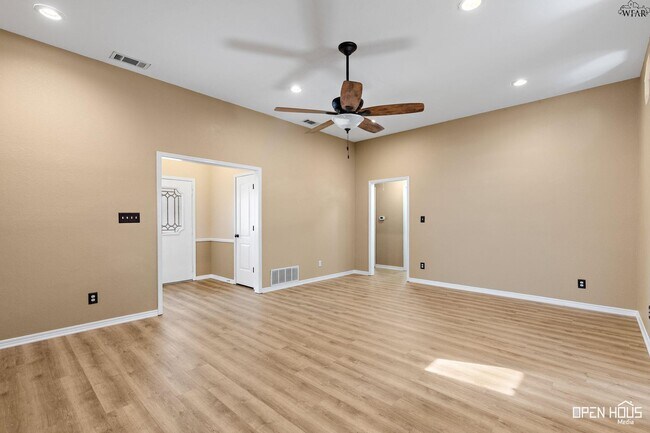 Foto del edificio - 4708 Stansbury Ln