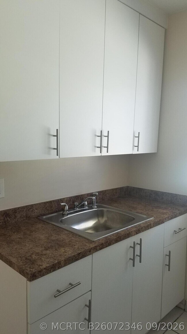 Foto del edificio - 840 80th St