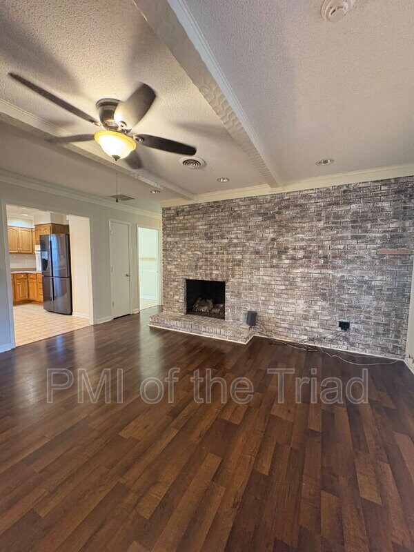 Building Photo - 1349 Amylee Trail