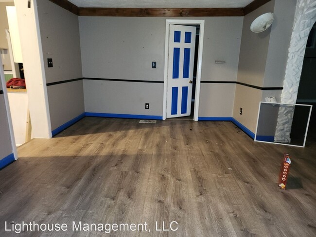 Building Photo - 2 br, 1 bath House - 717 Jay St.
