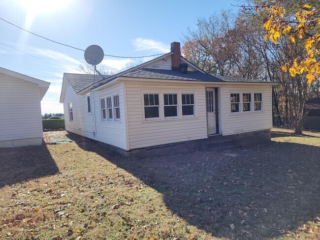 Building Photo - 1177 Co Rd 3706