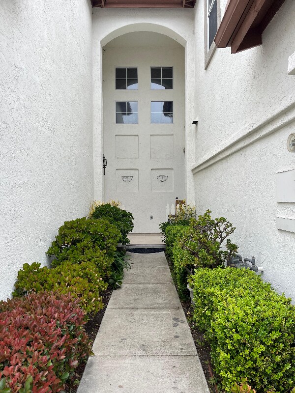 Building Photo - 6434 Kinglet Way