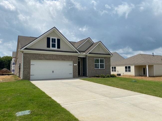 Building Photo - 4 BD, 2 BA, 2 Car Garage, Open Floor Plan!...