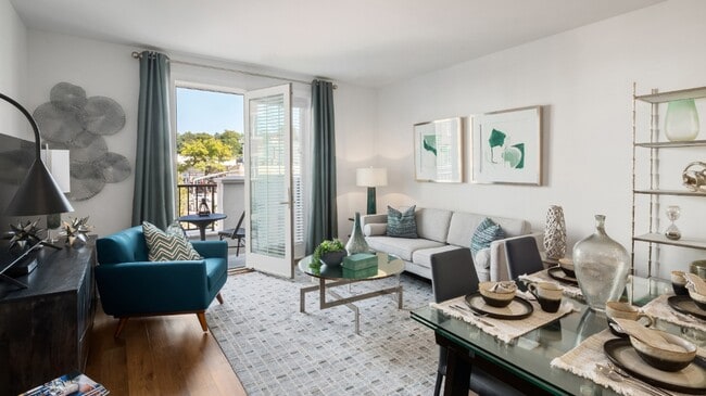 Foto del edificio - Village Square