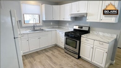 Building Photo - 25 Pleasant St