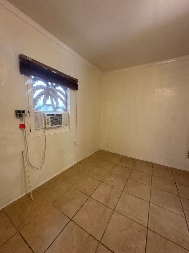 Foto del edificio - 1240 NE 148th St