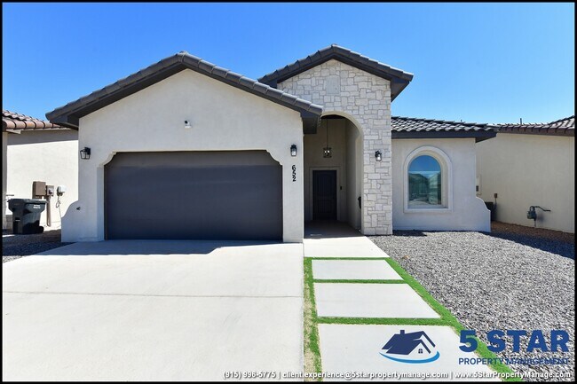 Building Photo - 652 Paseo Dulce Ave