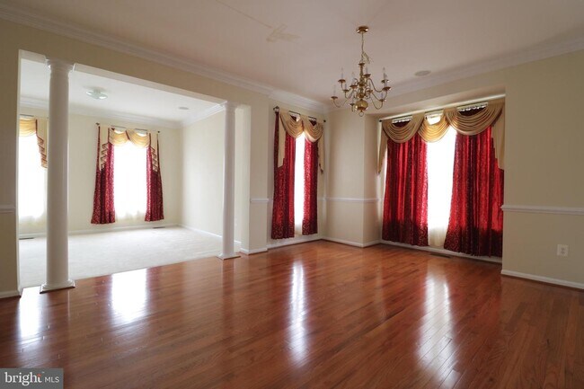 Foto del edificio - 42576 Legacy Park Dr